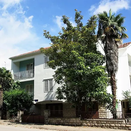 15770b Apartamento *